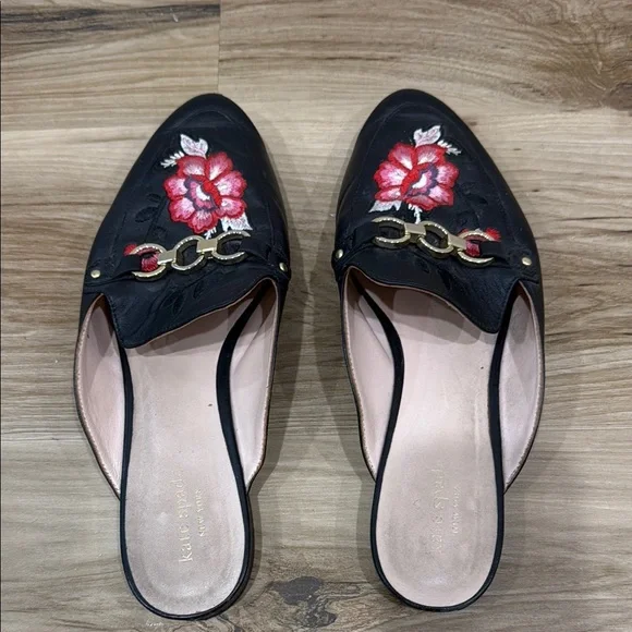 Kate Spade Black Mules with Red Floral Embroidery Size 8.5 - Picture 2 of 4